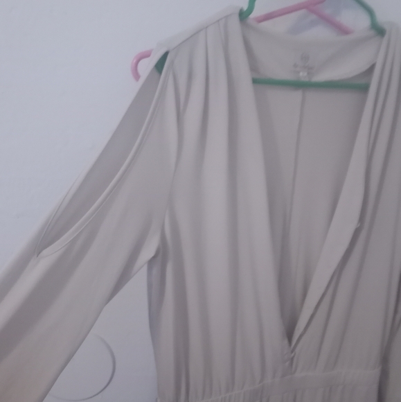 Jumpsuits - Picture 4 of 6